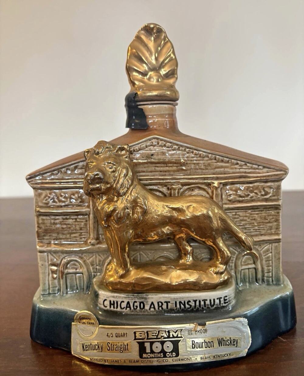 RARE Jim Beam “Chicago Art Institute” Lion Decanter EMPTY